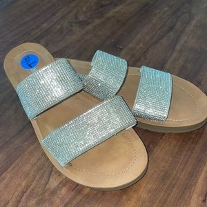 Women’s Sparkly Bejeweled Brown Memory Foam Sandals Shoes Flats - size 7 1/2